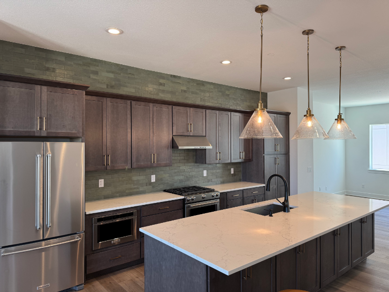 640 Saddle Dr - Photo 6 of 31