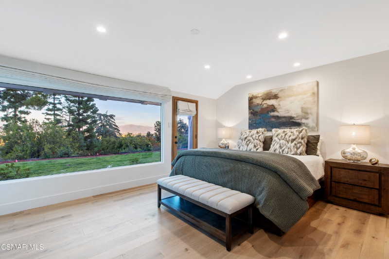 4624 Gable Dr - Photo 3 of 9