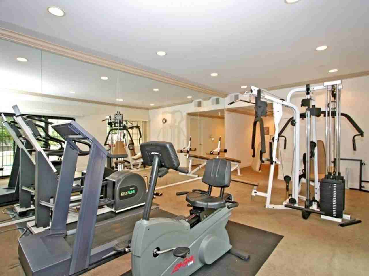 13205 Riverside Dr. - Photo 3 of 4