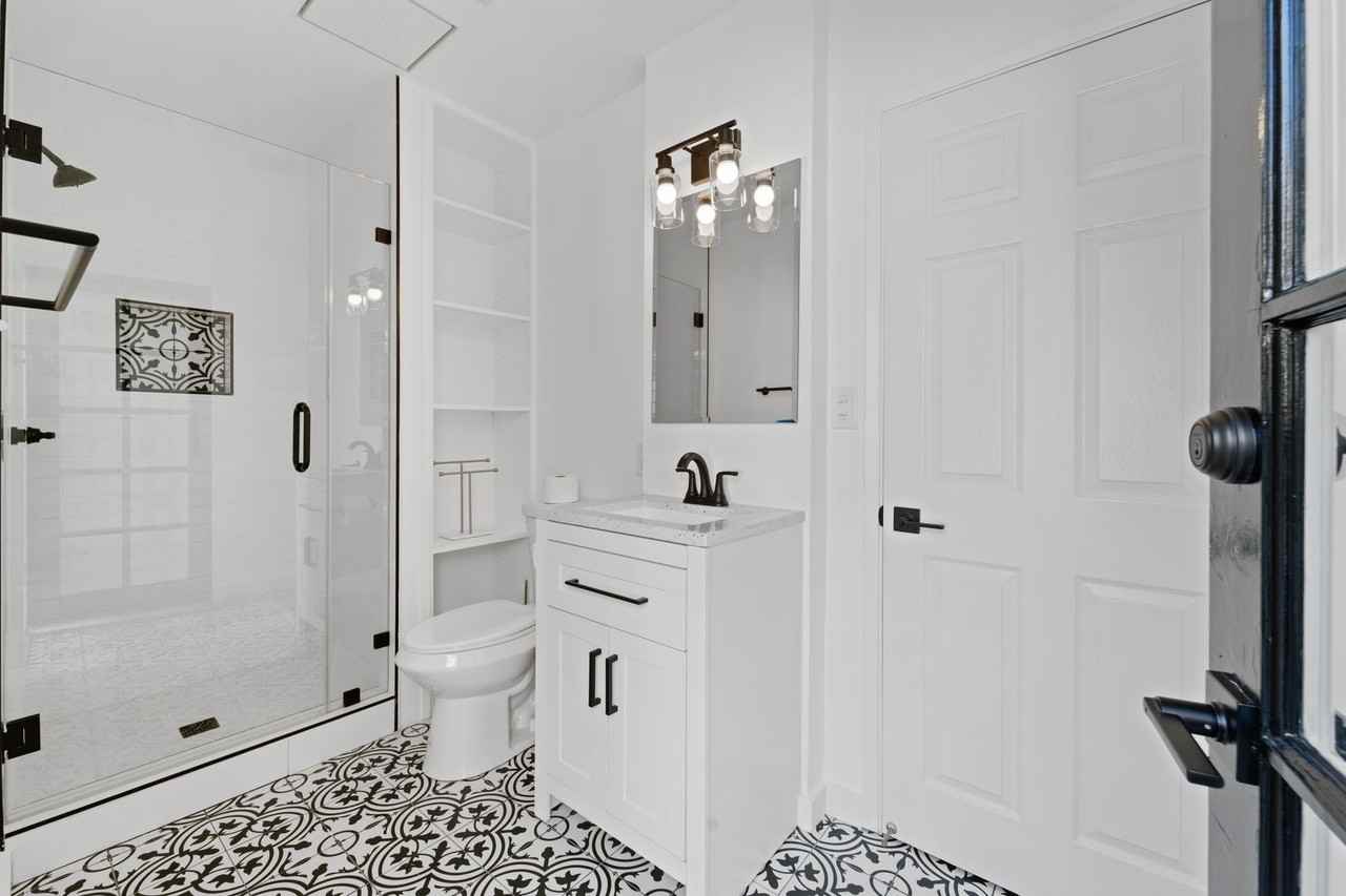 4556 Ethel Ave - Photo 2 of 9