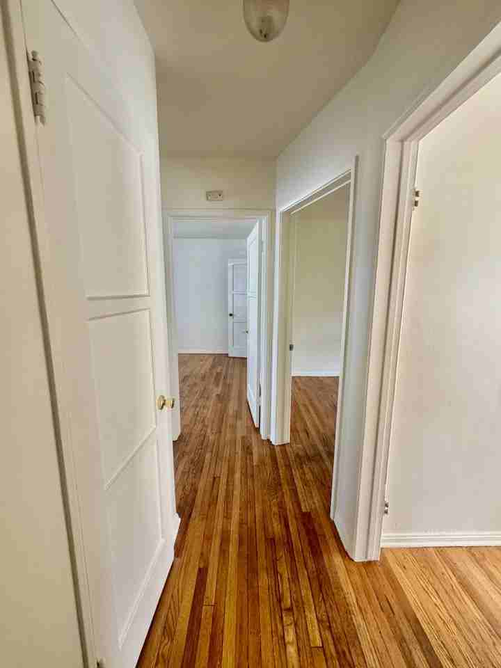 713 E Cocoa St #713 - Photo 7 of 10