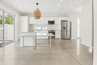 2066 Roselawn St - Photo 1 of 1