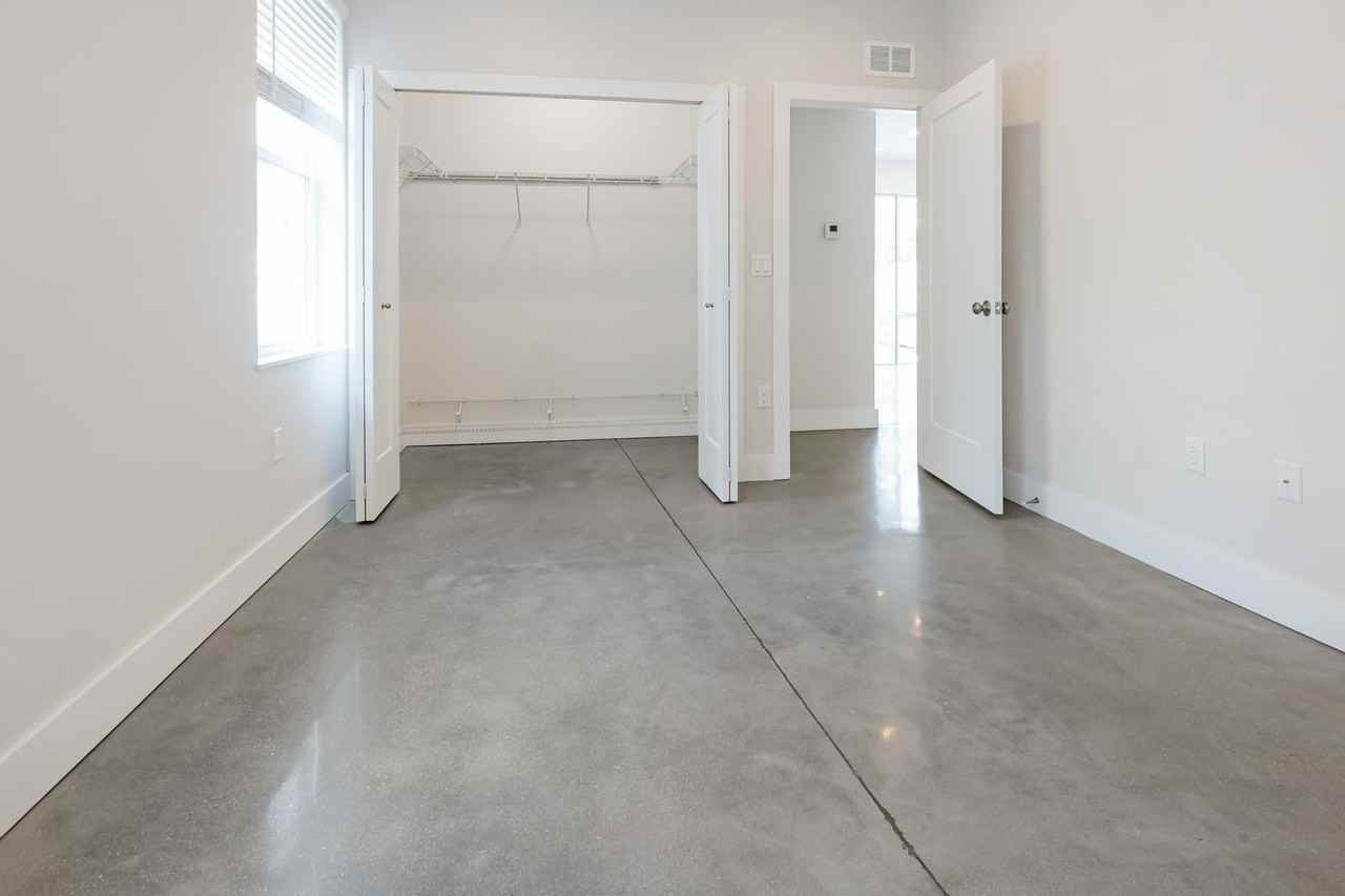 2066 Roselawn St - Photo 7 of 23