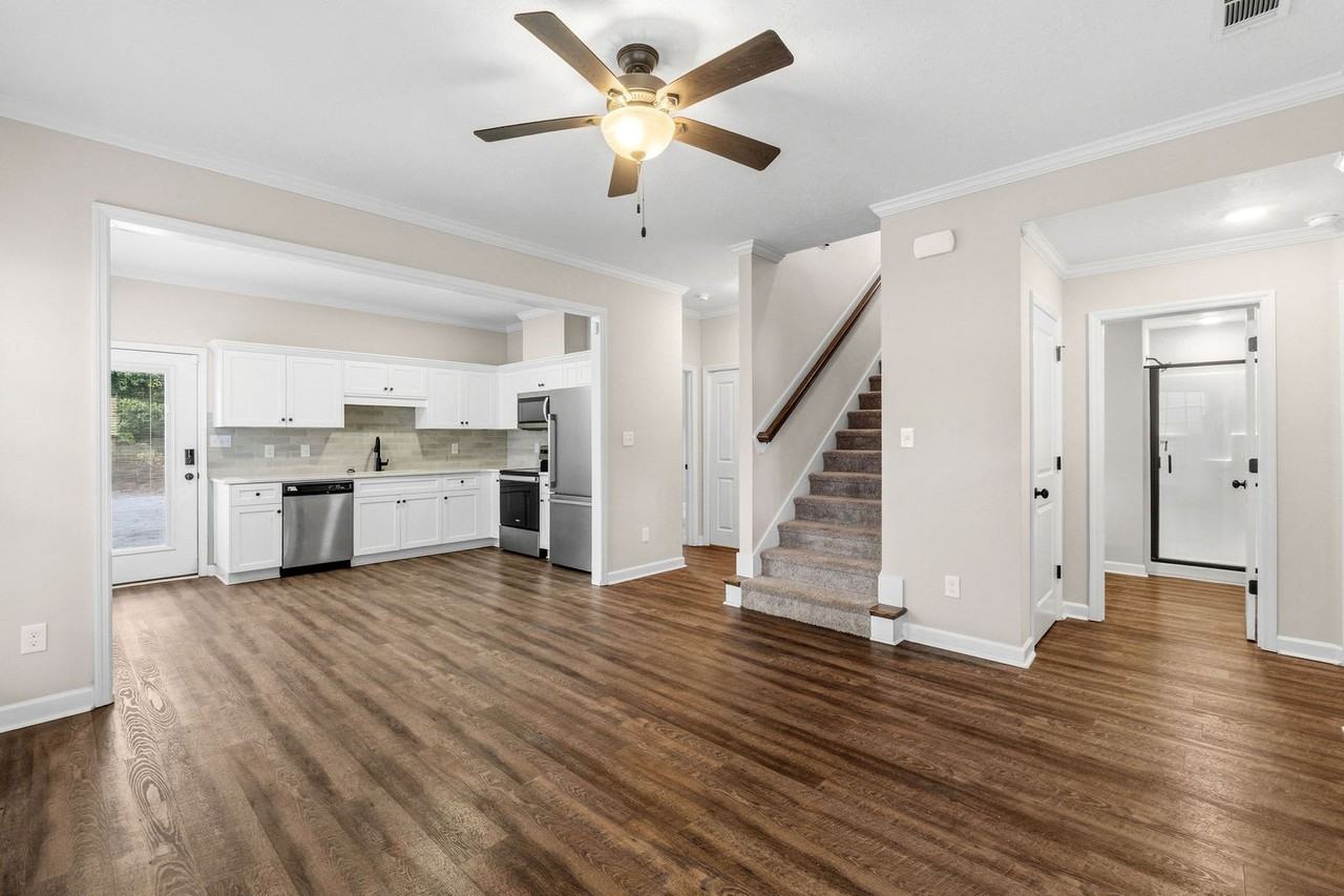 302 Dorn St - Photo 7 of 25