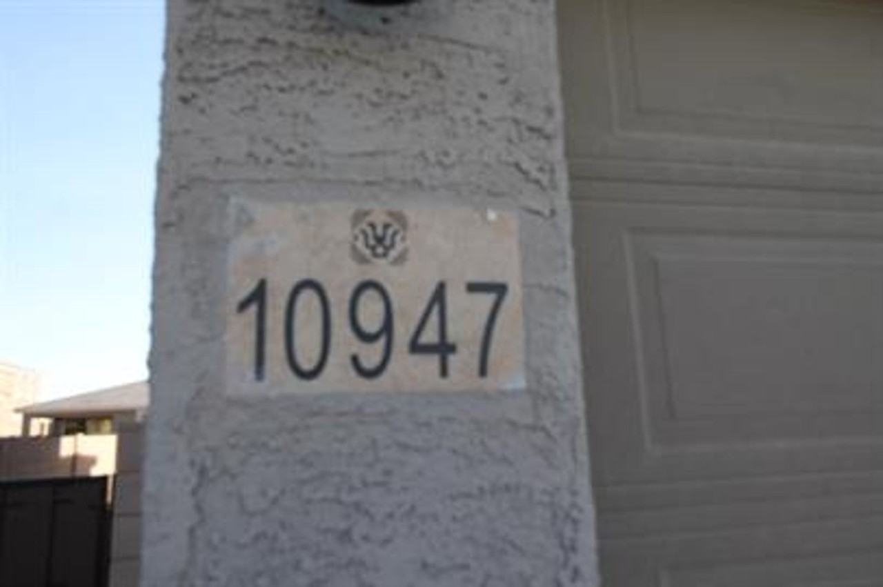 10947 W Renwick Dr - Photo 4 of 50