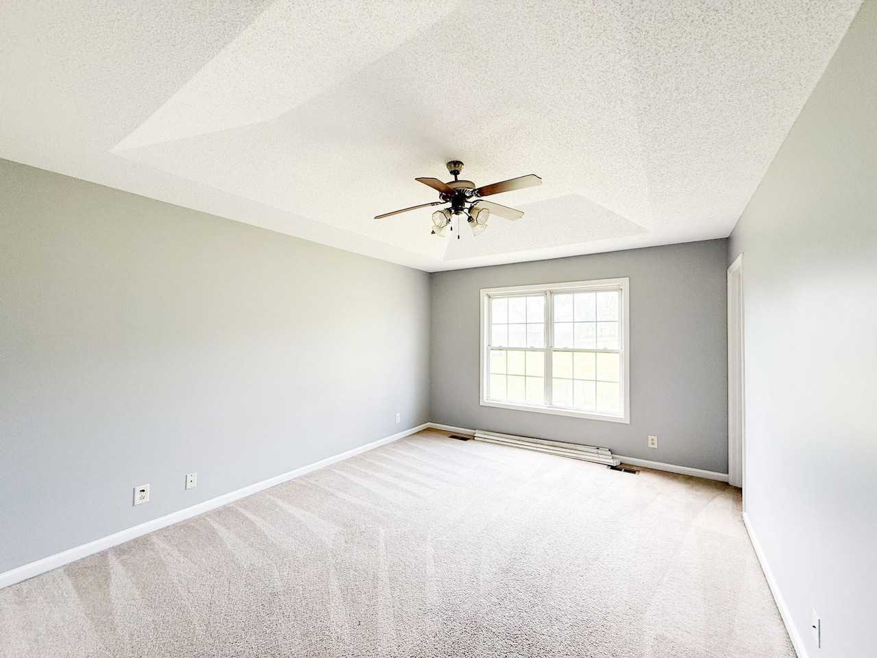 2621 Green Briar Dr - Photo 6 of 13