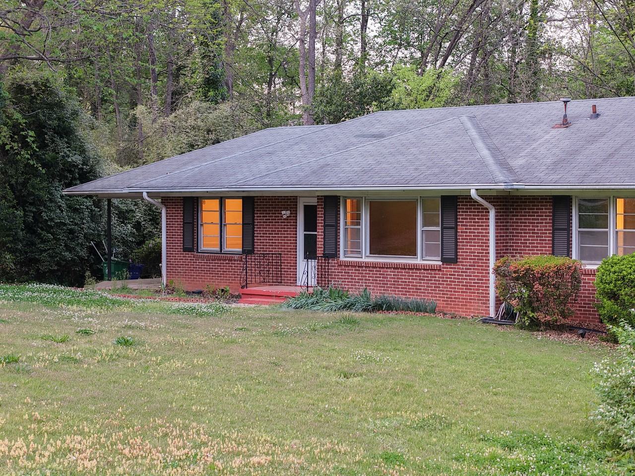 2019 Bramblewood Dr Ne #1 - Photo 2 of 32