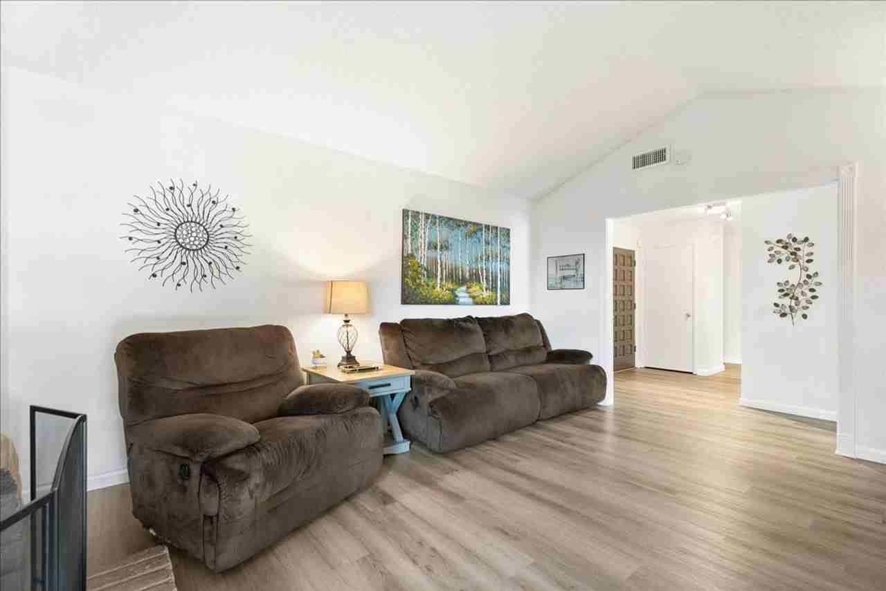 8077 Cornerstone Way - Photo 7 of 33