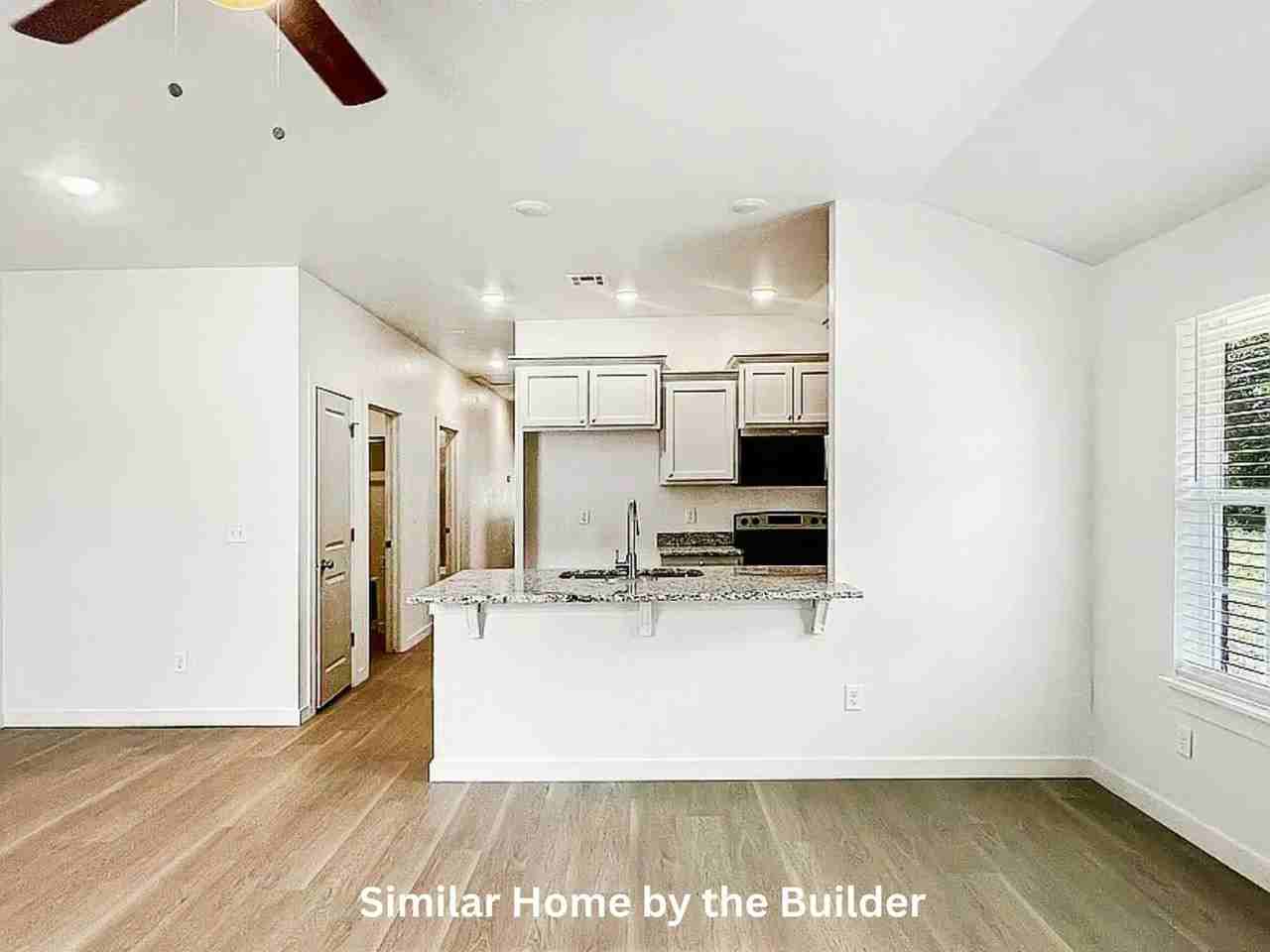 1209 Sw New York Ave #1 - Photo 2 of 17