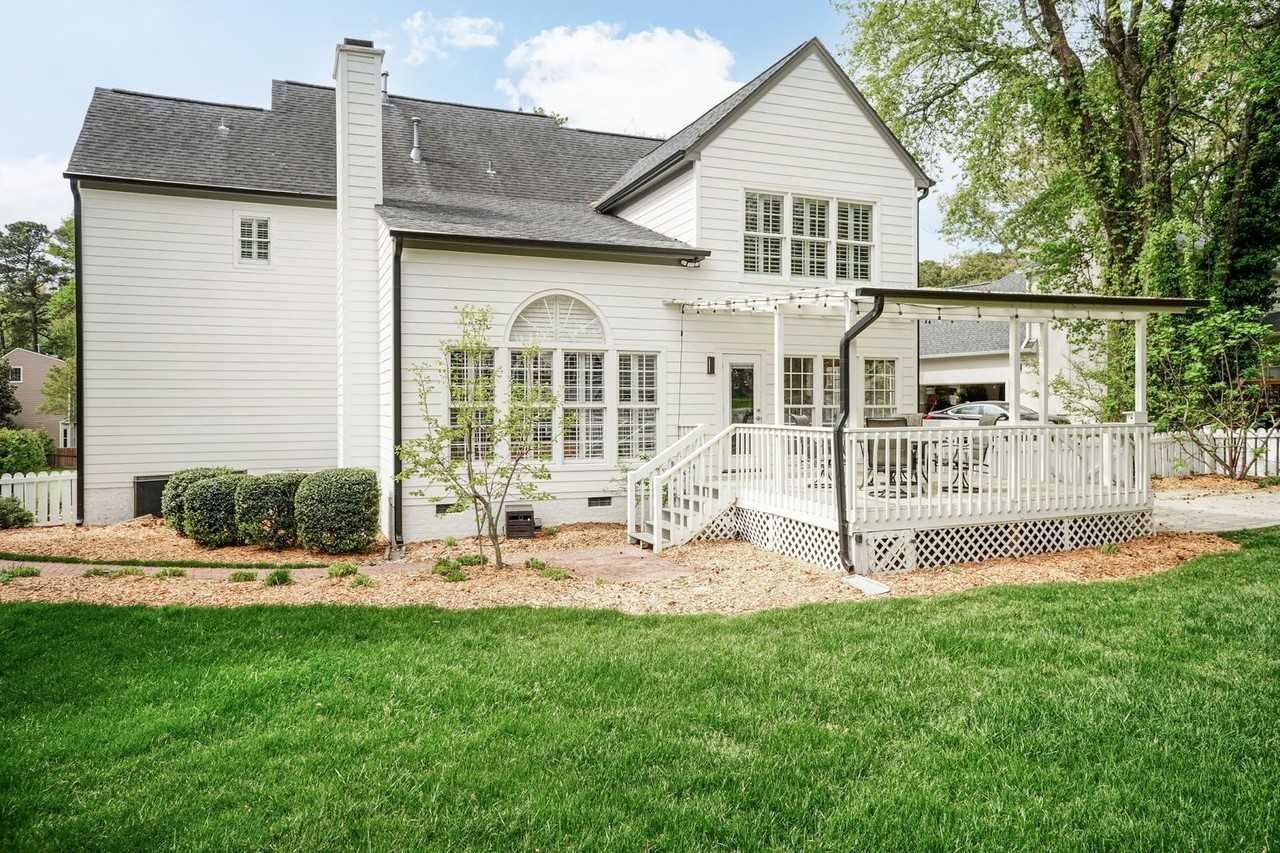 2405 Coxindale Dr - Photo 5 of 48