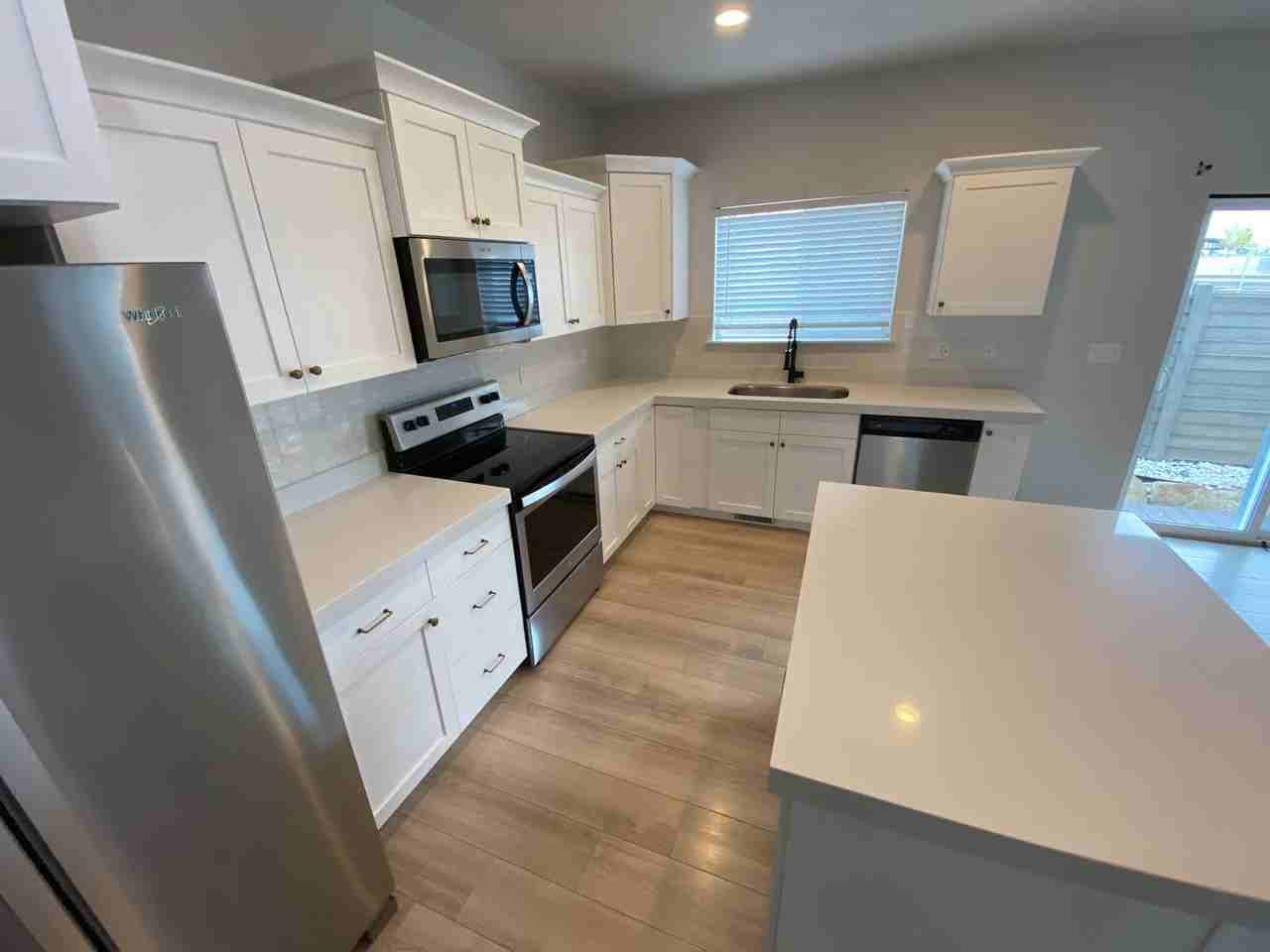 286 N 460 E - Photo 6 of 29