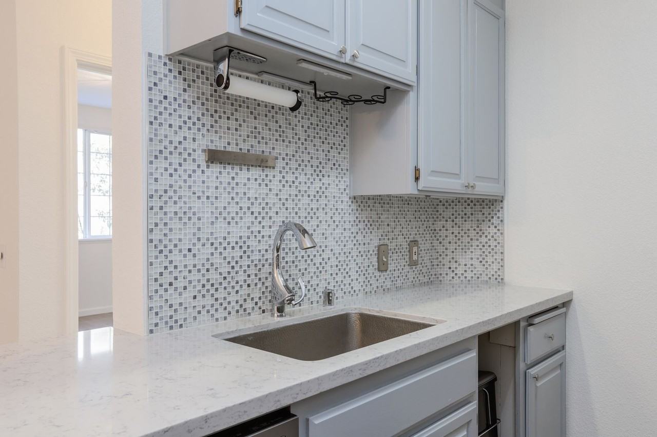 231 N El Camino Real - Photo 5 of 18