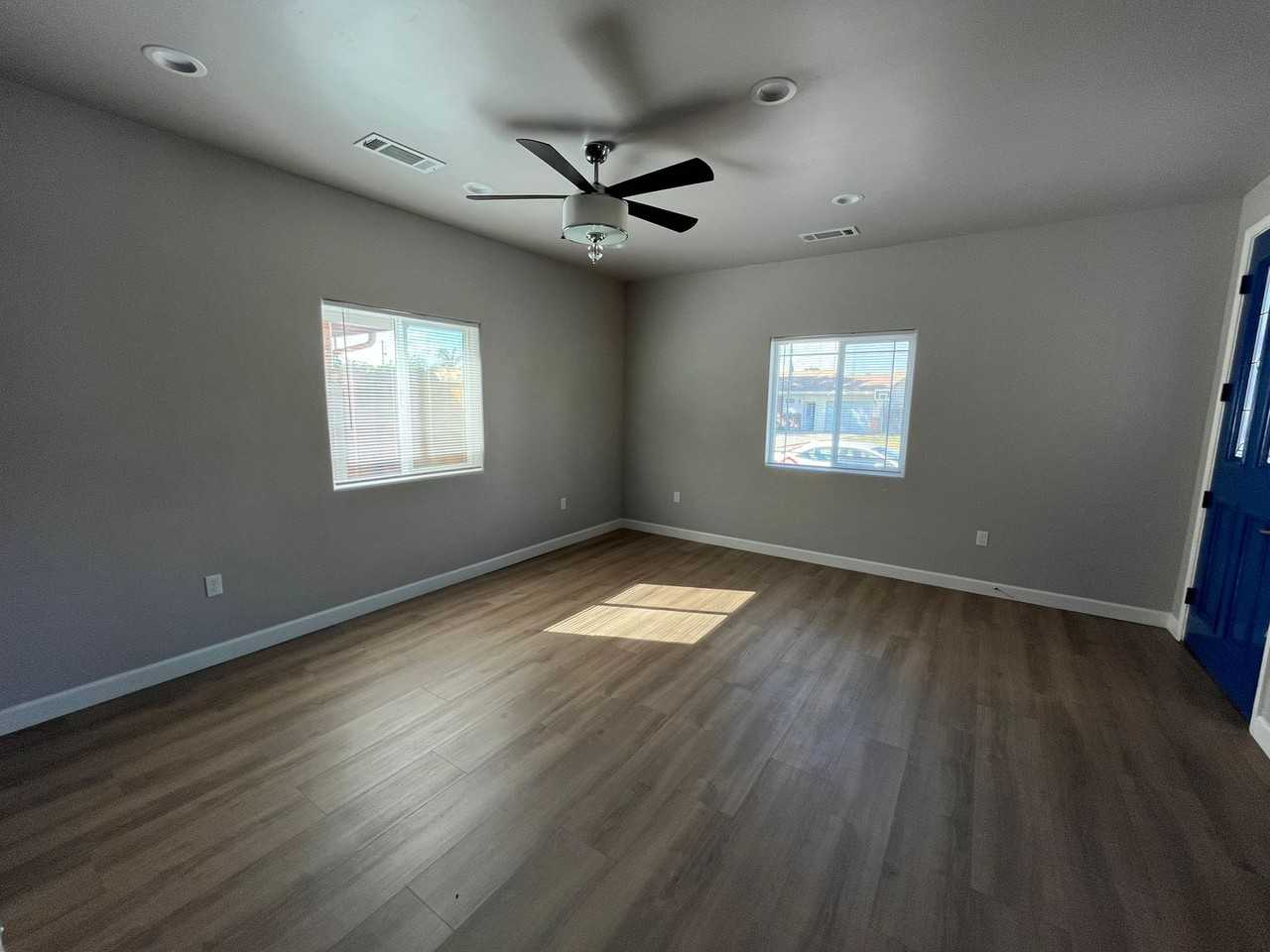 1135 W Baker Ave #B - Photo 2 of 9