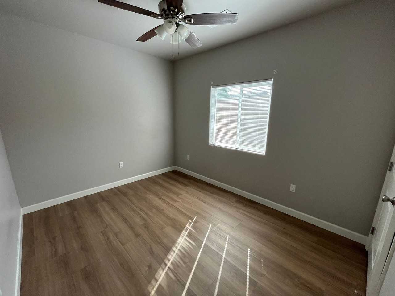 1135 W Baker Ave #B - Photo 7 of 9