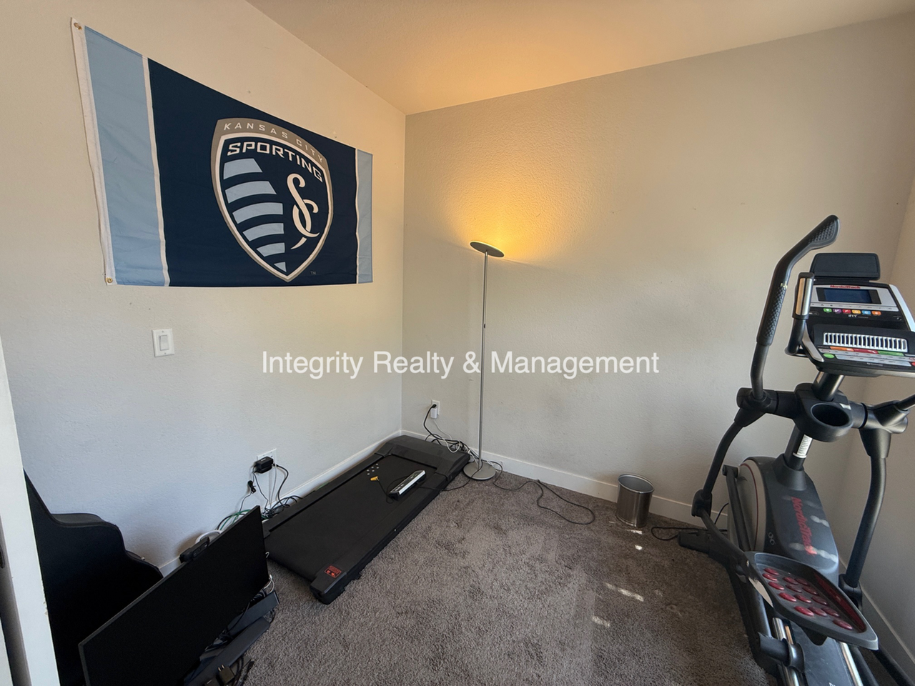 5557 W 10th Ave - Photo 5 of 8