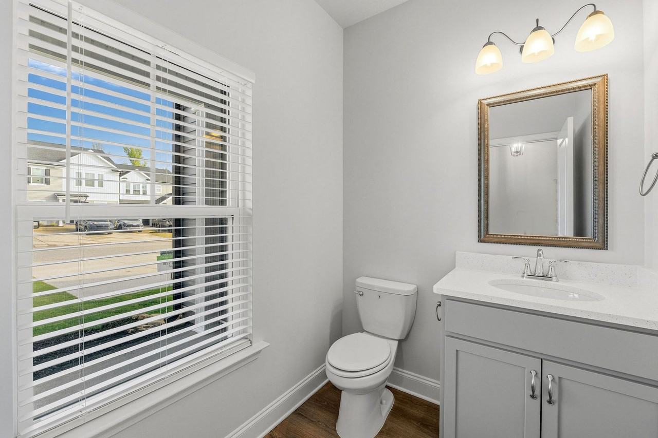 1212 Vail Dr - Photo 4 of 25