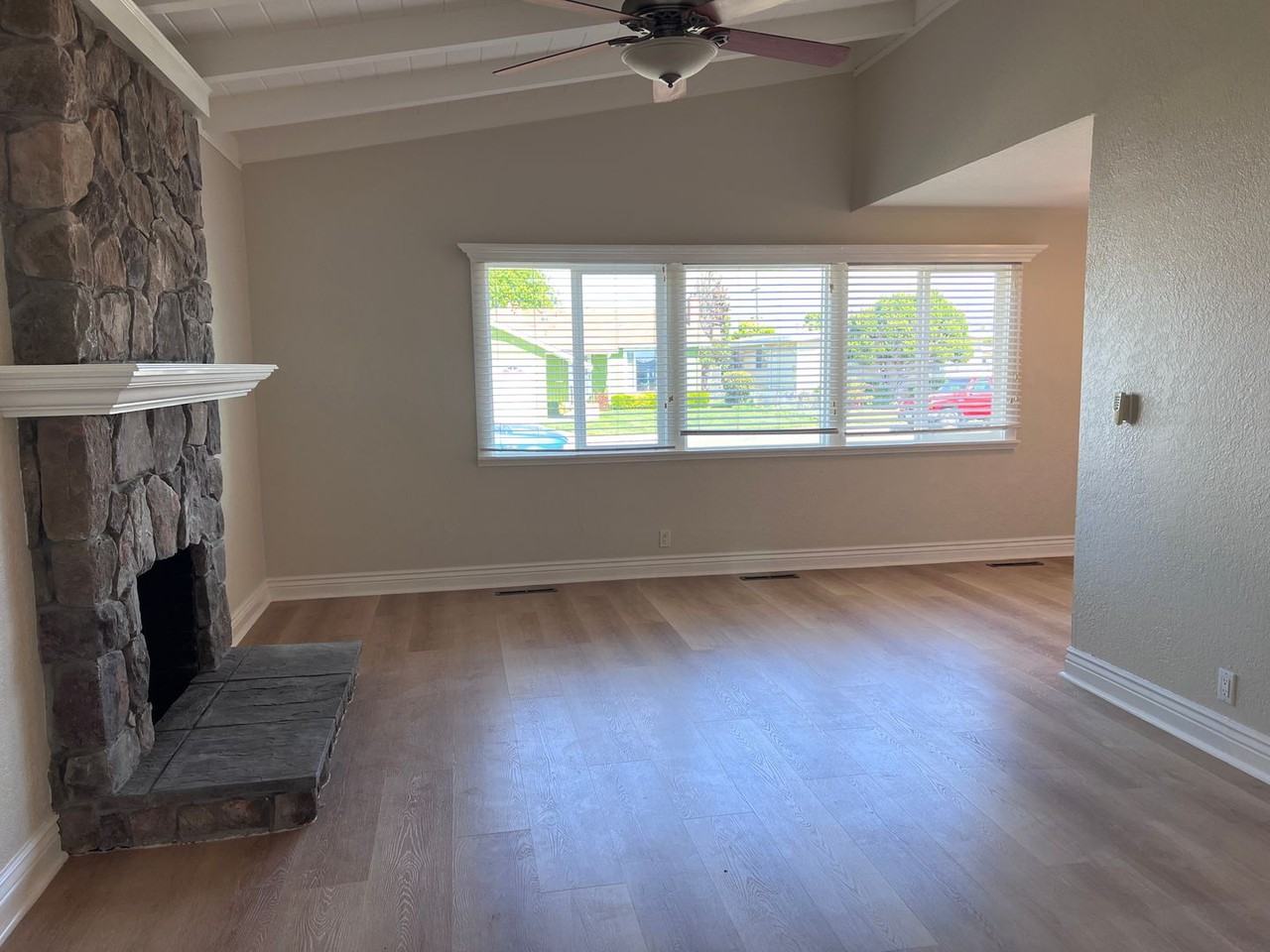 16175 Via Walter - Photo 2 of 15