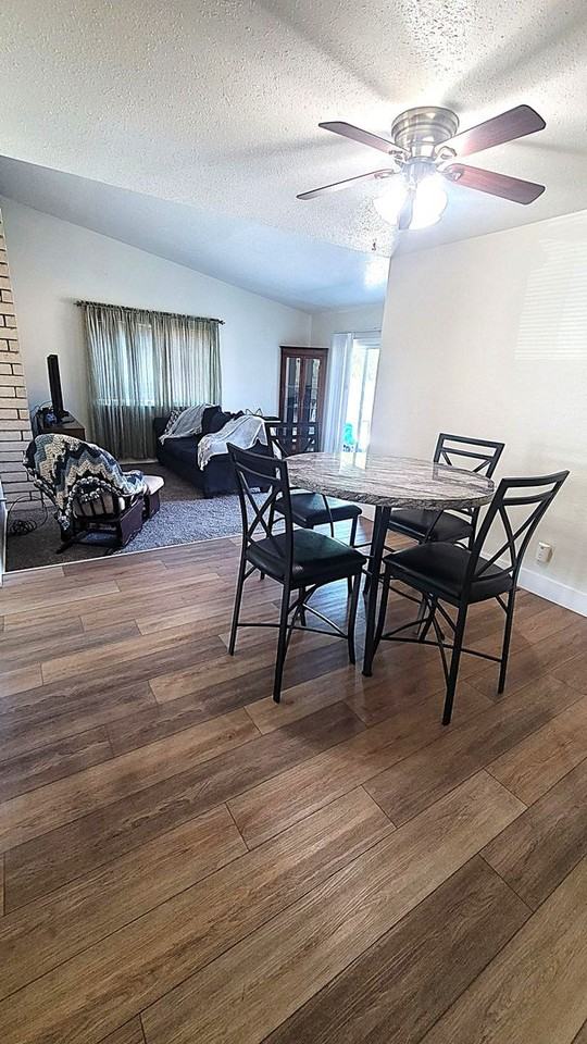 4295 Spring Dr - Photo 3 of 20