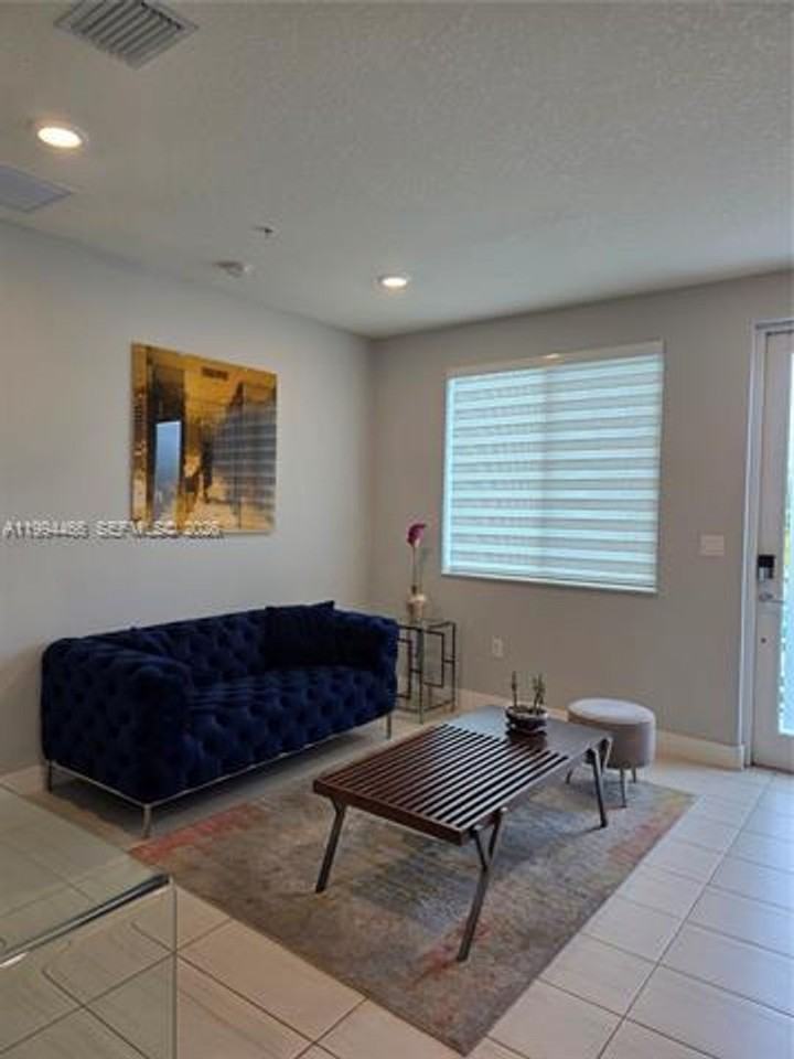 10222 Nw 64th Way #302 - Photo 6 of 43