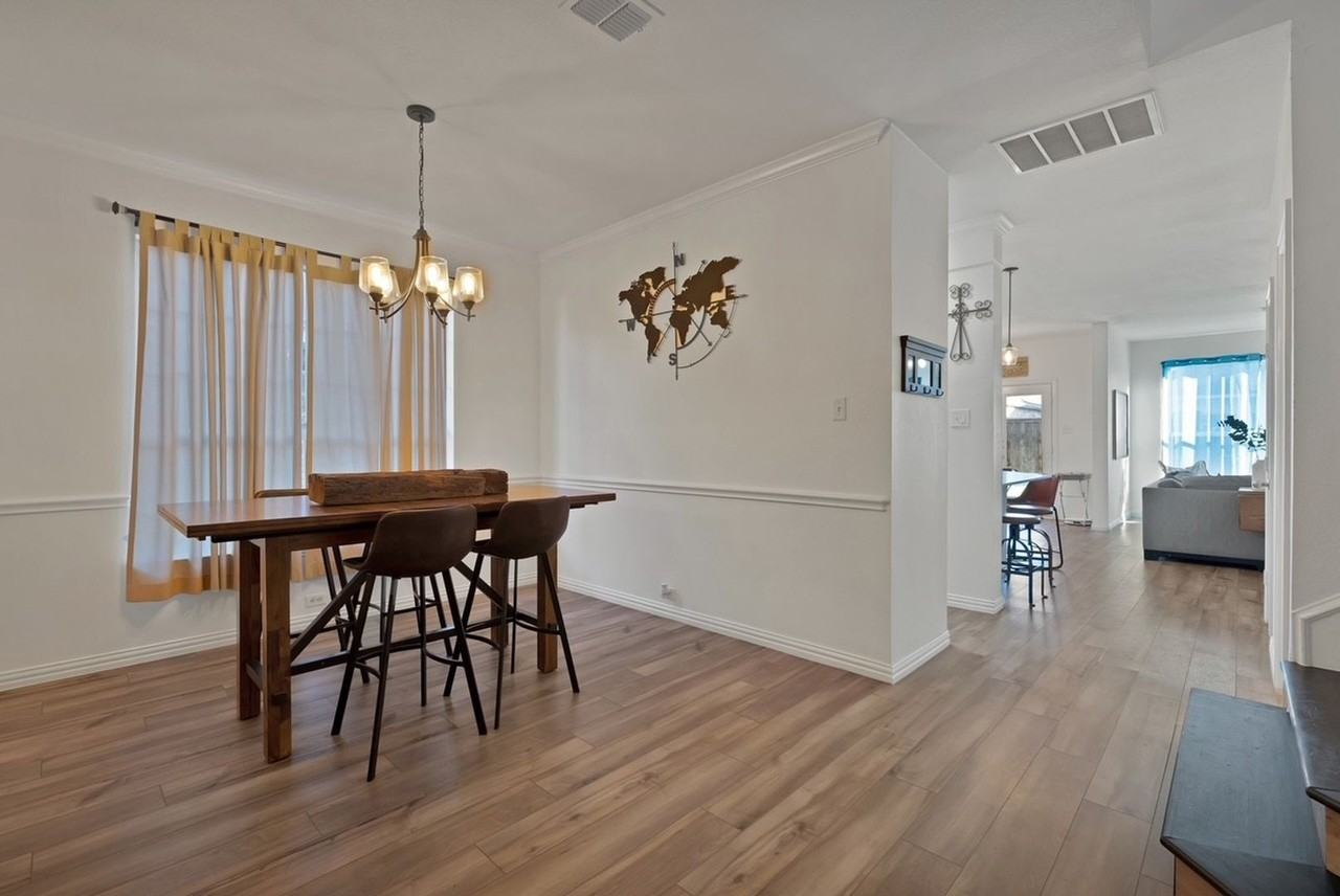 1708 Kittyhawk Dr - Photo 7 of 41