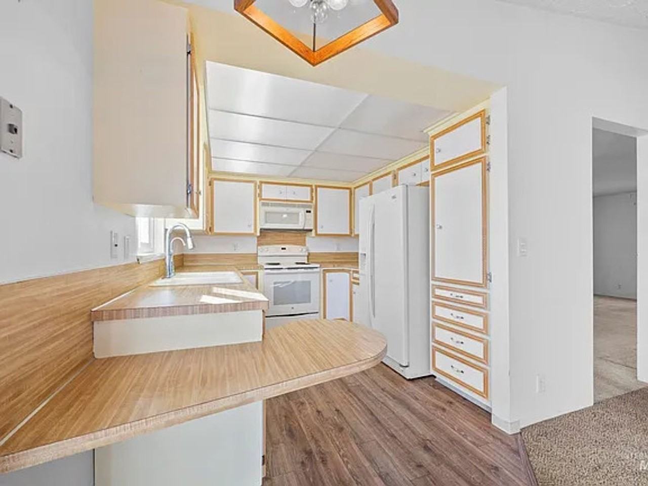 80 S Heather Dr - Photo 4 of 19