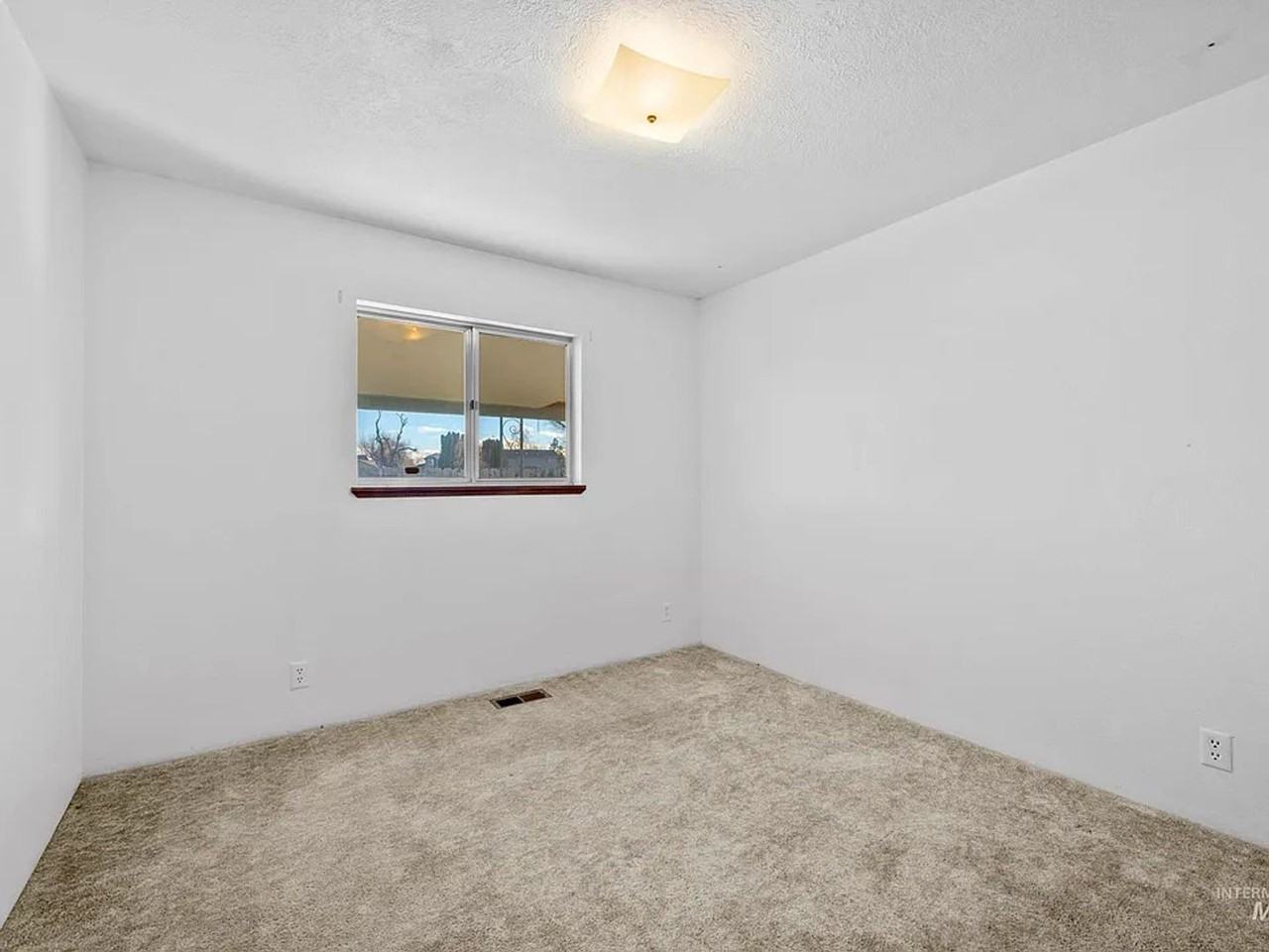 80 S Heather Dr - Photo 7 of 19