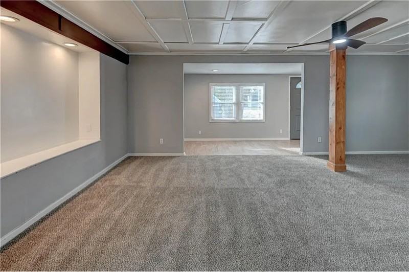 611 S Overton Ave - Photo 3 of 8