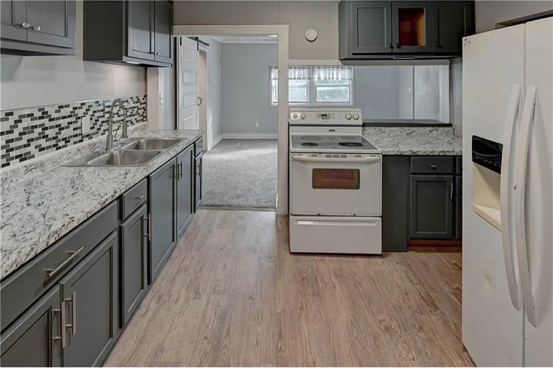 611 S Overton Ave - Photo 5 of 8