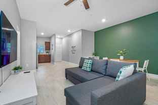 1801 W Sligh Ave #2101 - Photo 1 of 1