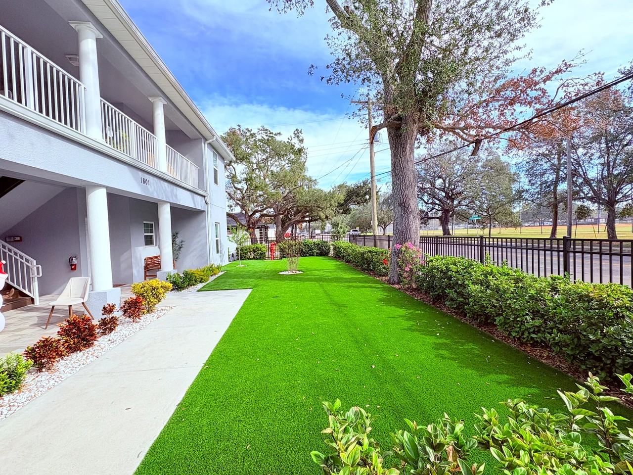 1801 W Sligh Ave #2101 - Photo 5 of 8