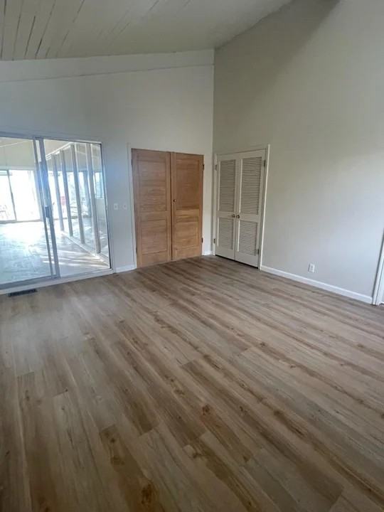 616 N Columbus St #B - Photo 7 of 20