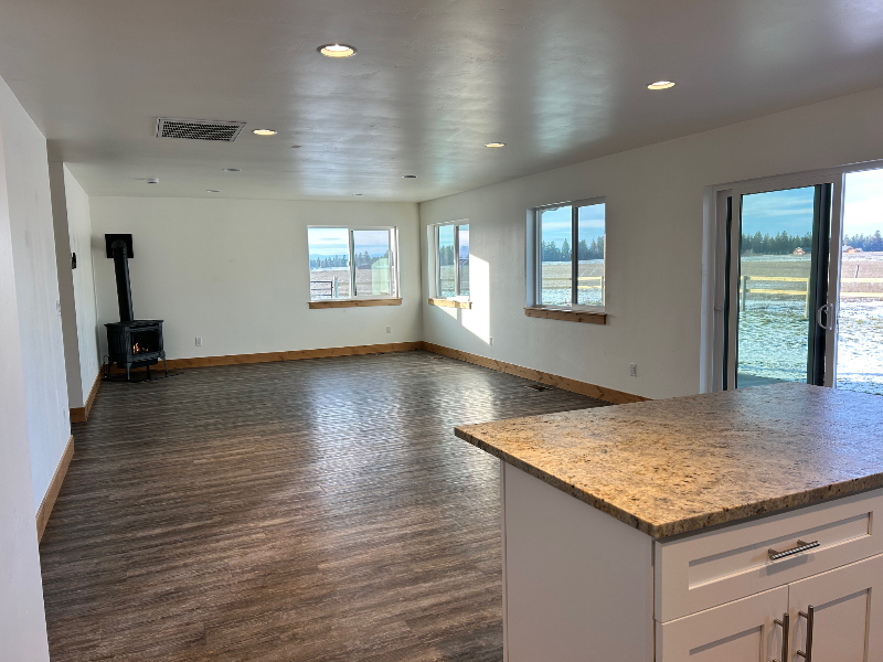 240 Cayuse Ln - Photo 6 of 22