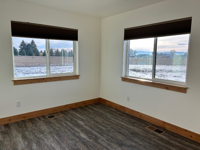 240 Cayuse Ln - Photo 7 of 22