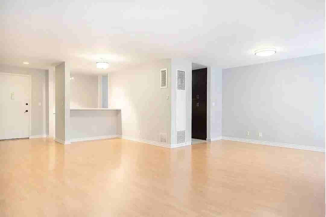 6425 Green Valley Cir #104 - Photo 4 of 20