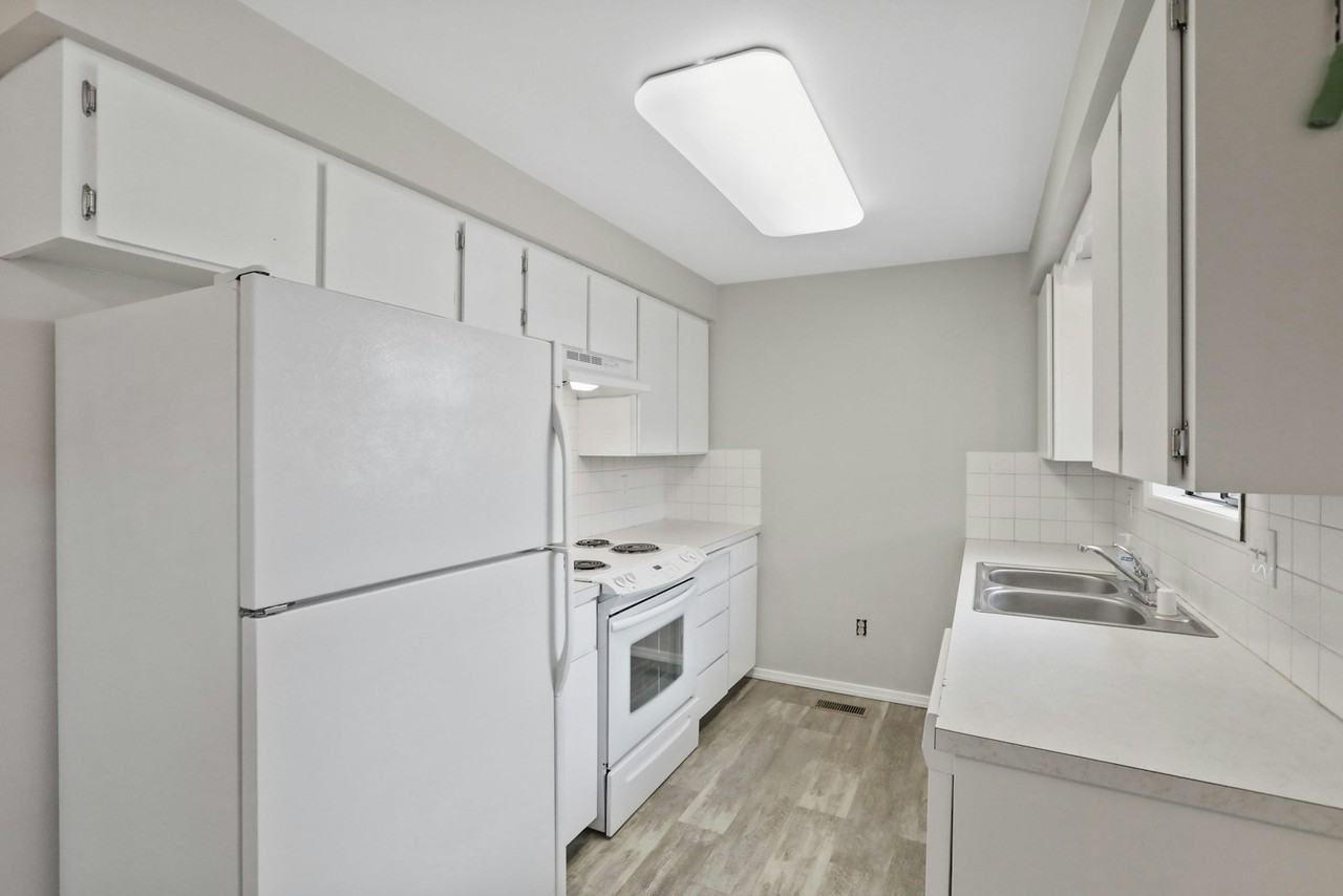 5125 N Lidgerwood St, Unit 1 - Photo 4 of 15