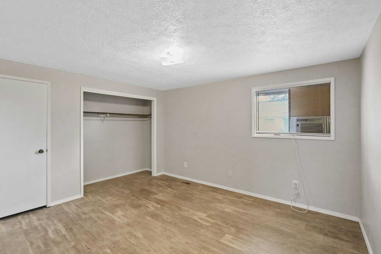 5125 N Lidgerwood St, Unit 1 - Photo 5 of 15