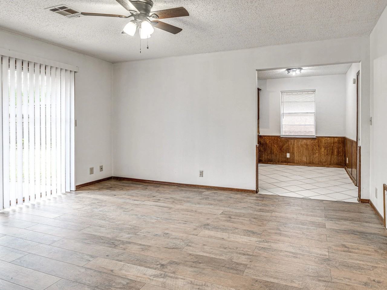 612 W Linden Dr - Photo 4 of 17