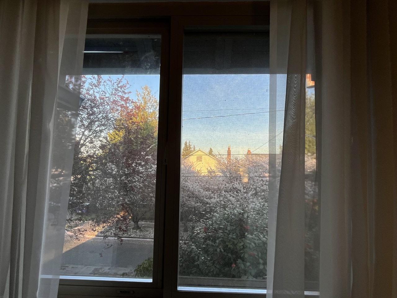 6057 34th Ave Ne - Photo 3 of 7