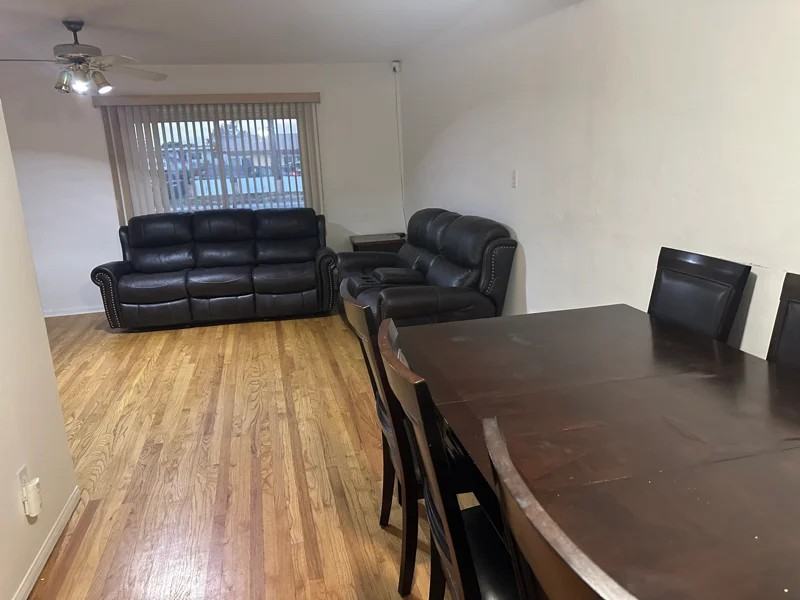 527W W Washington Ave - Photo 7 of 9