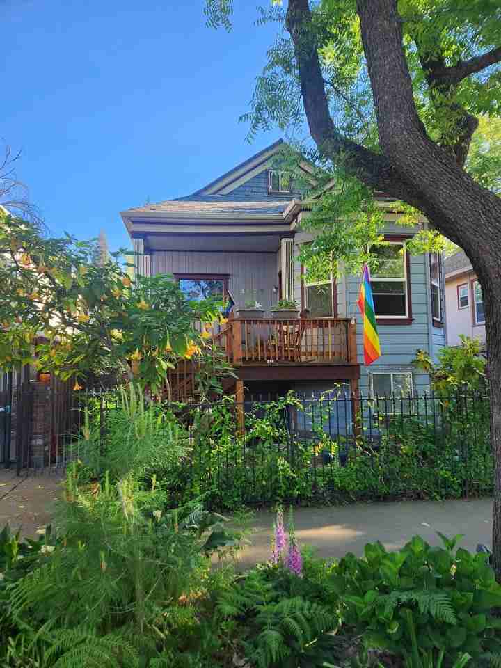 2827 D St - Photo 5 of 9