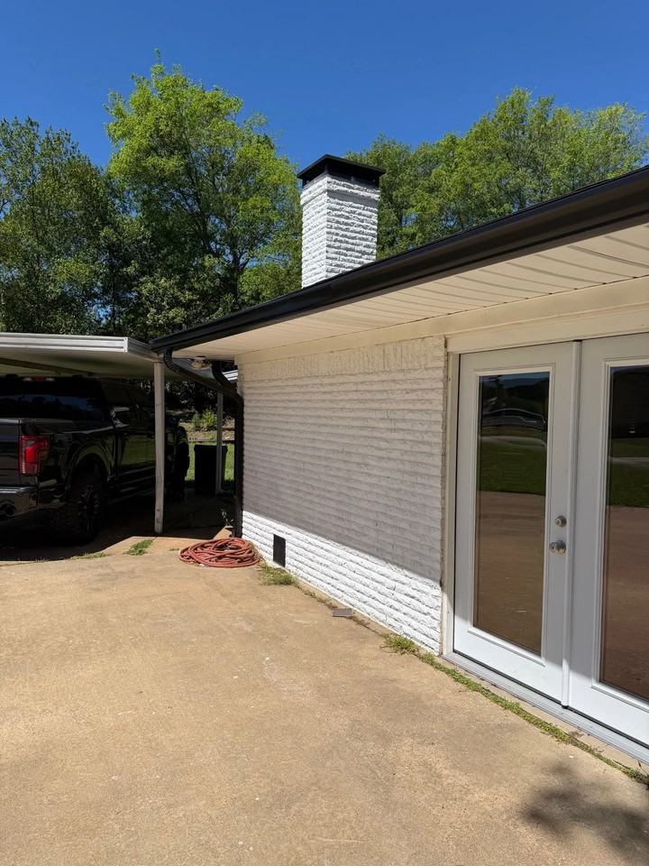 200 Cowles St - Photo 4 of 6