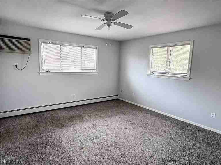 7120 Glendale Ave - Photo 6 of 10