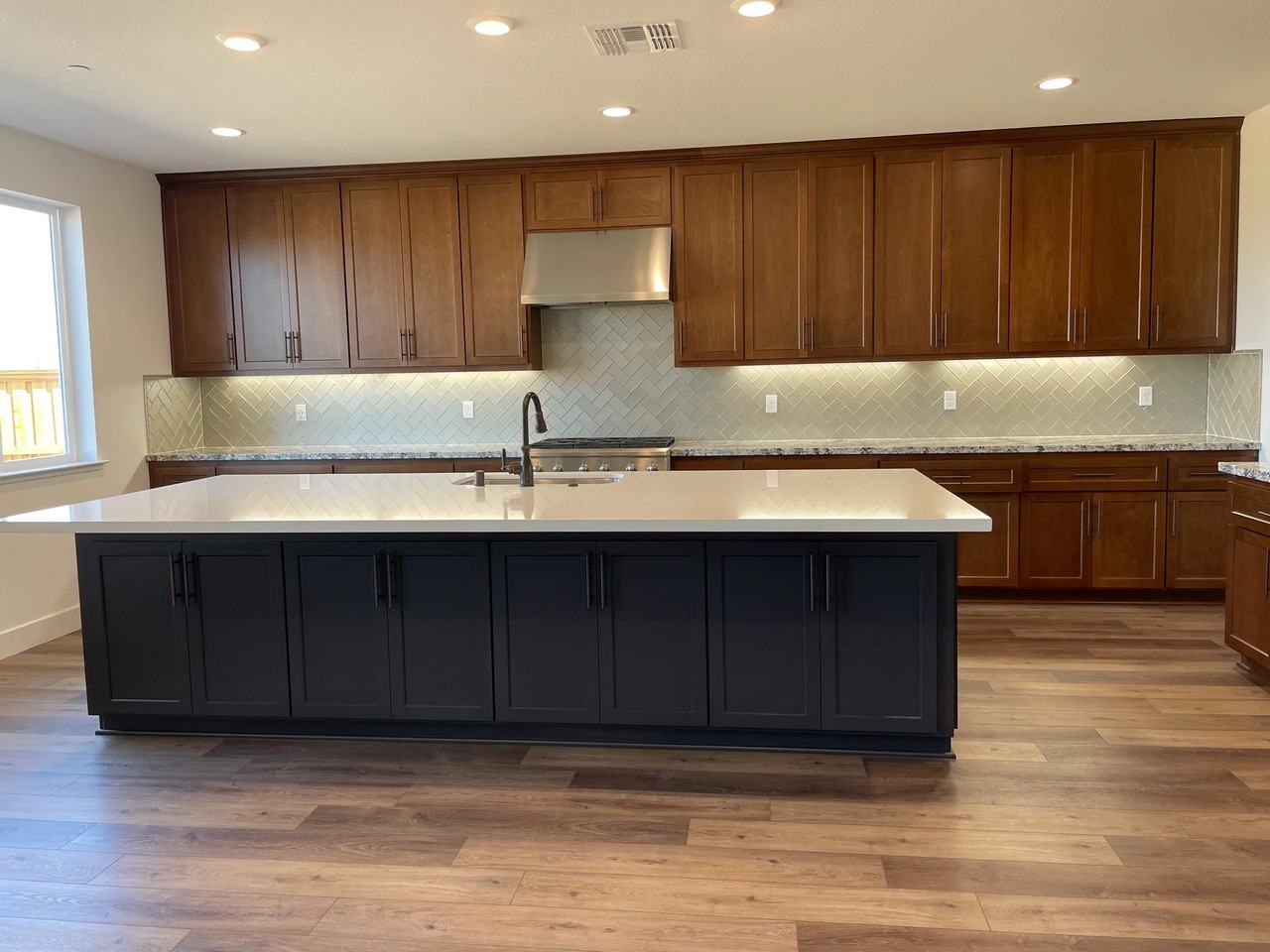 6416 Callaway Dr - Photo 3 of 20