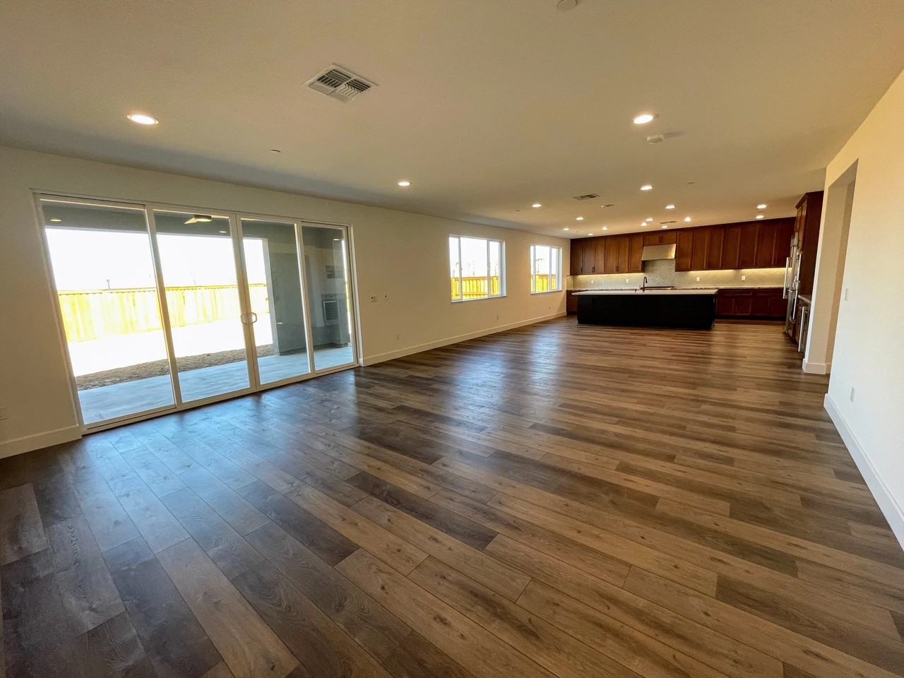 6416 Callaway Dr - Photo 6 of 20