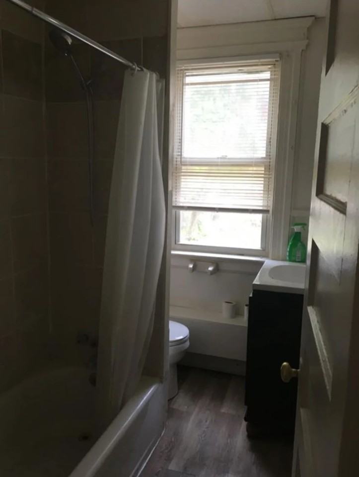 151 Smith St #4 - Photo 3 of 6