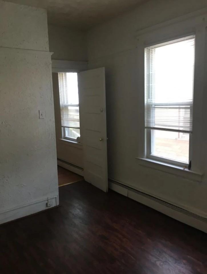 151 Smith St #4 - Photo 6 of 6