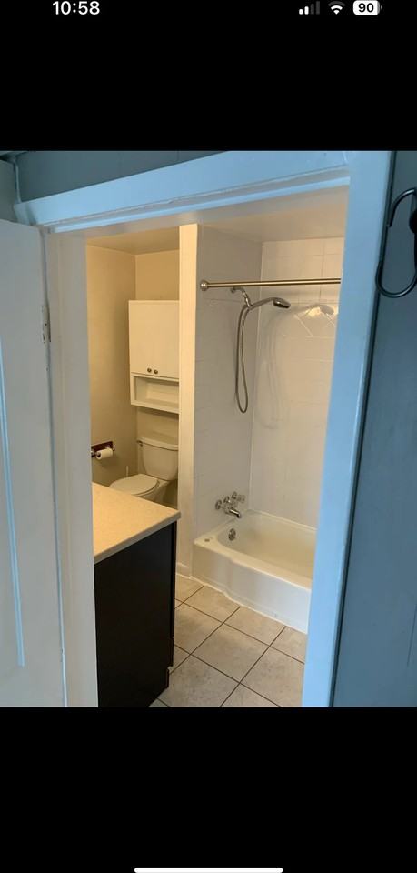 1344 Paxton Ave #2 - Photo 7 of 8