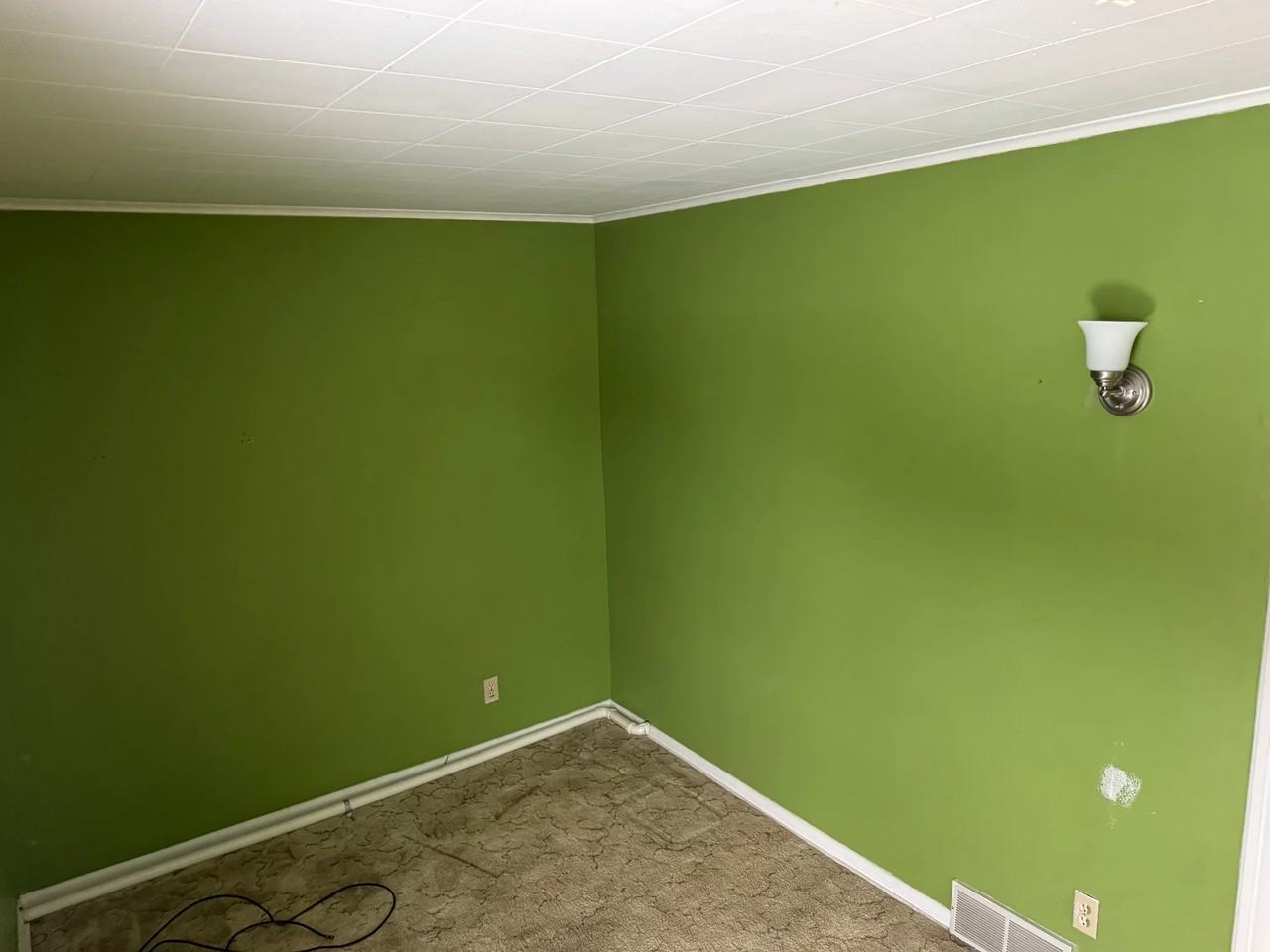 965 E Lovejoy St - Photo 5 of 11