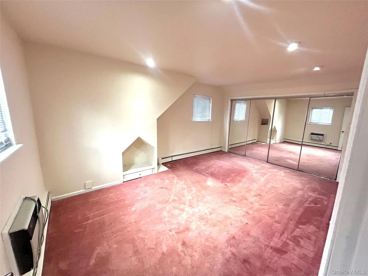 7636 265th St - Photo 3 of 8