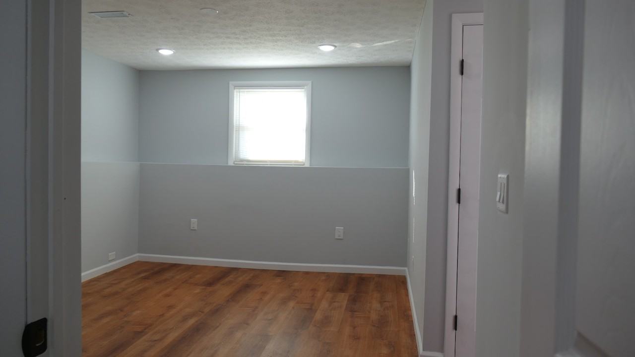 2863 Spruceway Drive - Photo 6 of 14